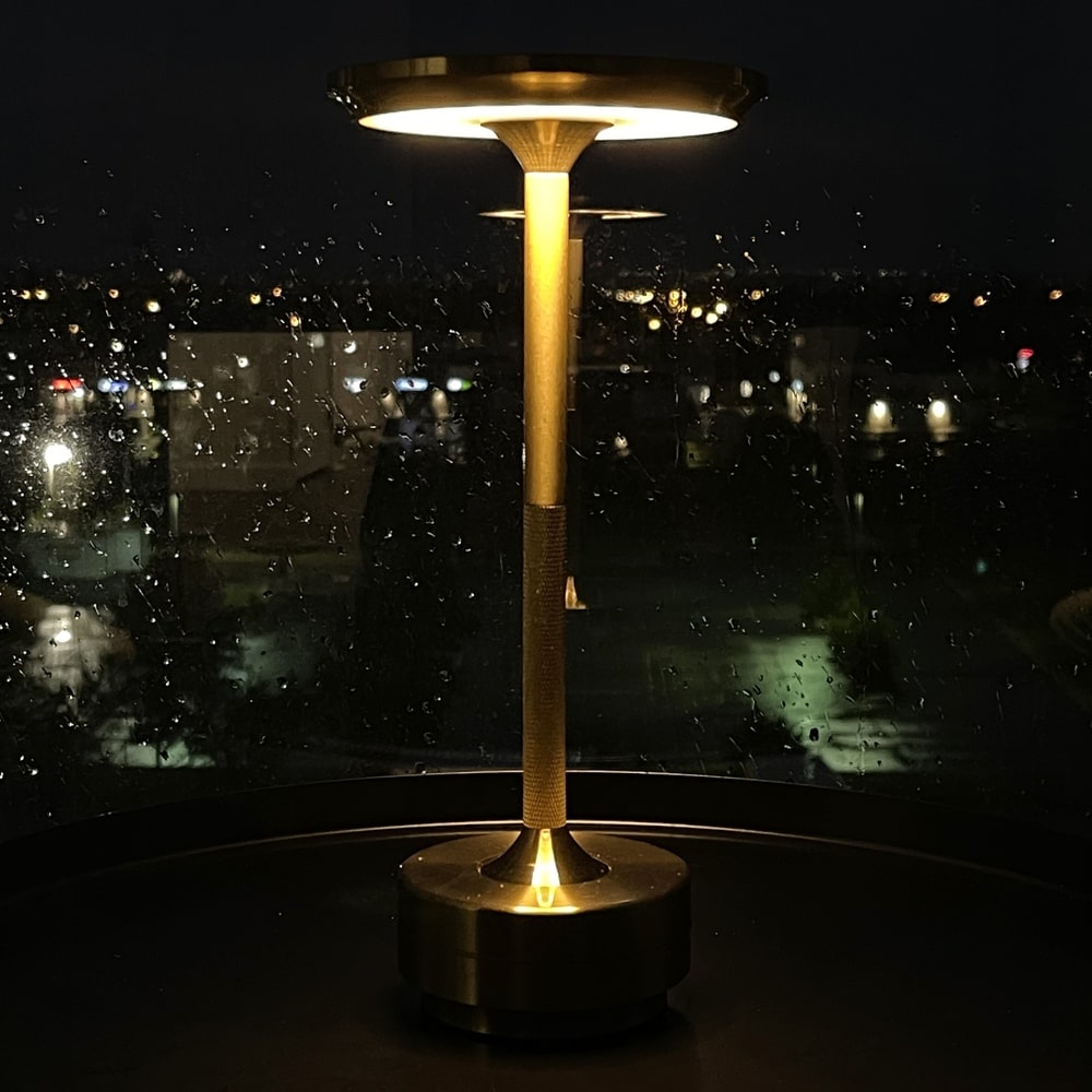 Ambient™ Metallic Cordless Table Lamp - Mantar Lamps