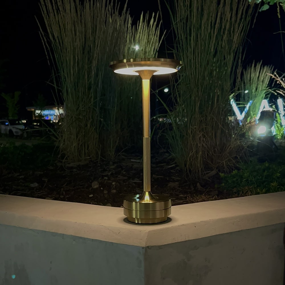 Ambient™ Metallic Cordless Table Lamp - Mantar Lamps