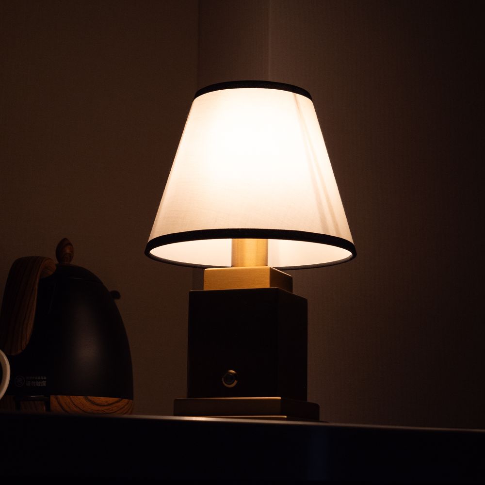 Pamu Fabric Table Lamp