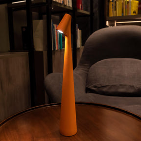 Lámpara de mesa esculpida Kalem™