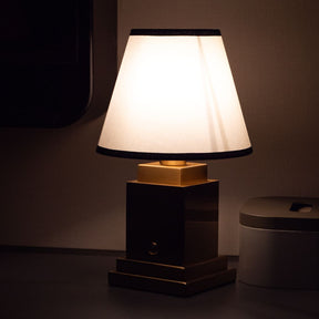 Pamu Fabric Table Lamp