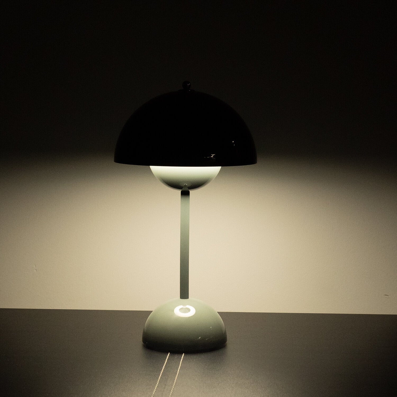 Brulee Modern Table Lamp - Mantar Lamps